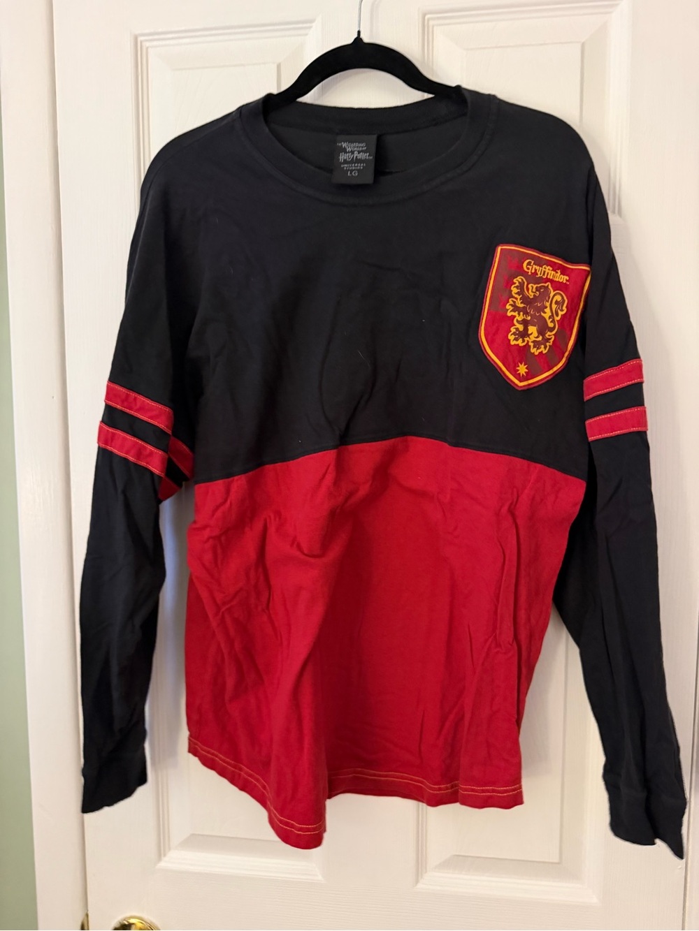 Gryffindor Long-Sleeve Colorblock Tee - Black & Red